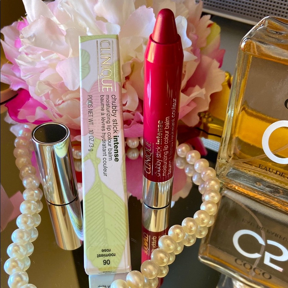 🆕 Clinique Chubby Stick Intense Moisturizing Lip Colour Balm in roomiest Rose